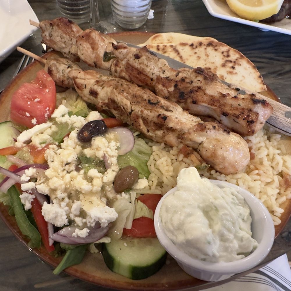 Chicken Souvlaki dinner plate Chicken Souvlaki dinner plate