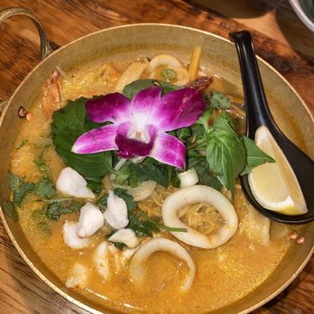 Lemongrass Brooklyn - Tom Yum Creamy Lemongrass Thai Ramen - Thai Near Me - Brooklyn, New York Lemongrass Brooklyn - Tom Yum Creamy Lemongrass Thai Ramen - Thai Near Me - Brooklyn, New York