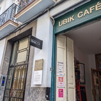 Ubik Café - Cafeteria Near Me - Valencia, V Ubik Café - Cafeteria Near Me - Valencia, V