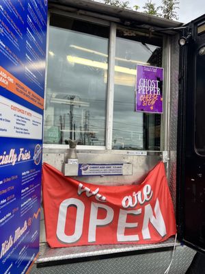 Malik's Philly's Phamous Cheesesteaks by null