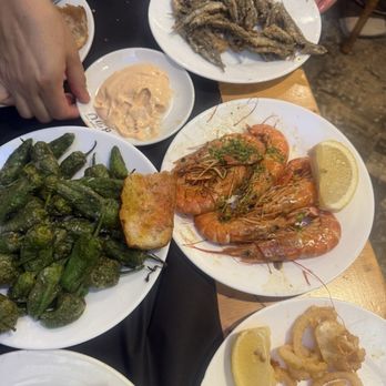 O Retorno - A few of the calamares left, good but not too crispy. The peppers were so good ! - Spanish Near Me - Barcelona, B O Retorno - A few of the calamares left, good but not too crispy. The peppers were so good ! - Spanish Near Me - Barcelona, B
