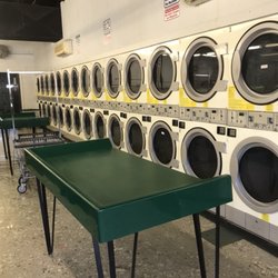 Bubbles coin Laundry - Very hot dryers making your laundry dry fast to save your money.
