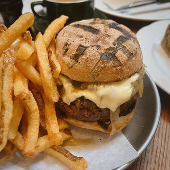 Sailor - Sailor Burger with Melted Onions - New American Near Me - Brooklyn, New York
