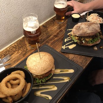 Dulf's Burger - Burgers Near Me - Hamburg, HH