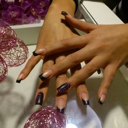 Lilia - Nail Design
