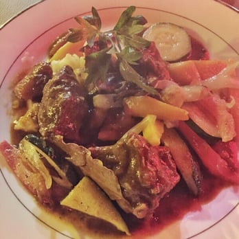 O2la - Daube de joue de porc au four - French Near Me - Nimes, 30 O2la - Daube de joue de porc au four - French Near Me - Nimes, 30