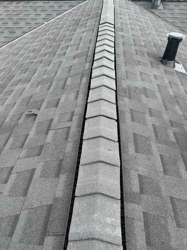 Slide of R E Roofing & Construction