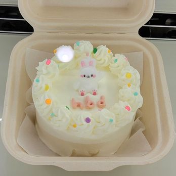 Harucake - Suuuuper cute bento/lunchbox cake! - Coffee & Tea Near Me - Los Angeles, California