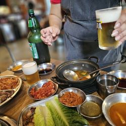 Sura Hawaii - Enjoying our lunch with soju and beer.