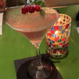 Mistletoe Tini Mistletoe Tini