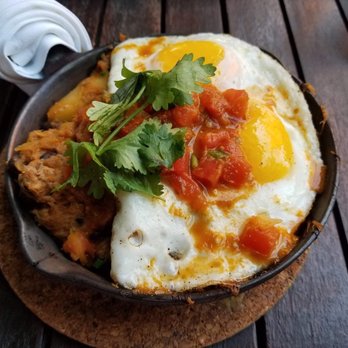 Mildred's Temple Kitchen - Pulled pork skillet (meh) - Breakfast & Brunch Near Me - Toronto, Ontario Mildred's Temple Kitchen - Pulled pork skillet (meh) - Breakfast & Brunch Near Me - Toronto, Ontario