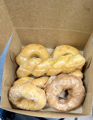 Laurel Tavern Donuts by null