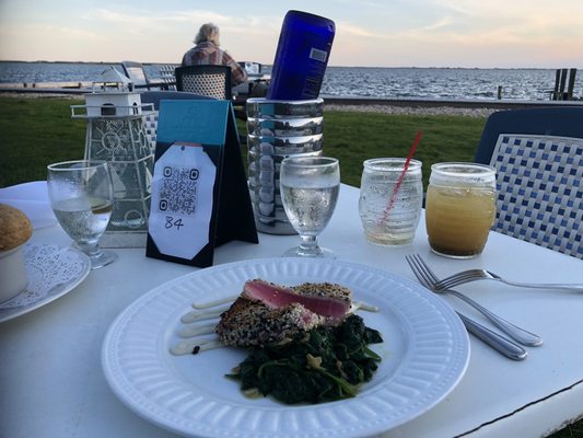 The Inn Spot by null