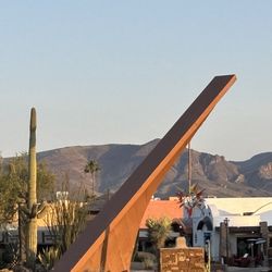 Sundial Plaza - Sundial