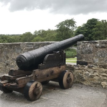 Ross Castle - Cannon protecting the castle - Landmarks & Historical Buildings Near Me - Killarney, Kentucky