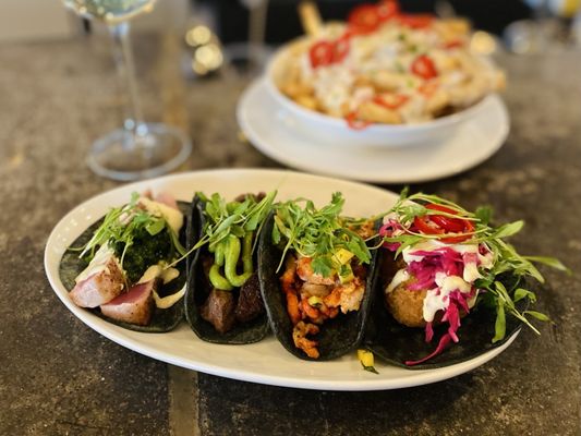 Shuck Oyster Bar by null