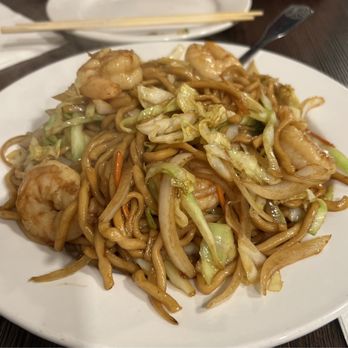 LA Kung Fu Noodle - Shrimp chow mein - Noodles Near Me - Claremont, California LA Kung Fu Noodle - Shrimp chow mein - Noodles Near Me - Claremont, California