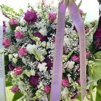 Lin's Lei Shop - Florists Near Me - Honolulu, Hawaii Lin's Lei Shop - Florists Near Me - Honolulu, Hawaii