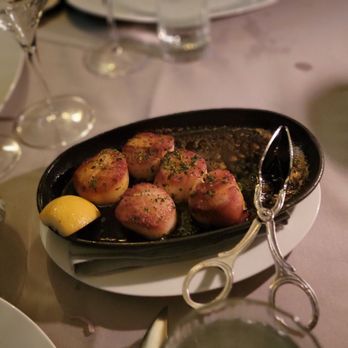 Maple & Ash - Scallops - Steakhouses Near Me - Scottsdale, Arizona Maple & Ash - Scallops - Steakhouses Near Me - Scottsdale, Arizona
