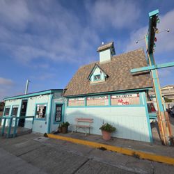 Sun-N-Buns Bakery & Espresso Bar - Exterior