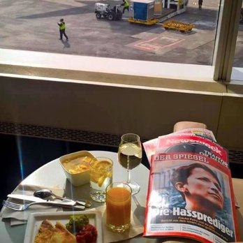 Lufthansa Senator Lounge - Airport Lounges Near Me - Newark, New Jersey