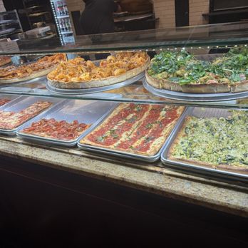 Mama's - Pizza selection to go - Pizza Near Me - Copiague, New York