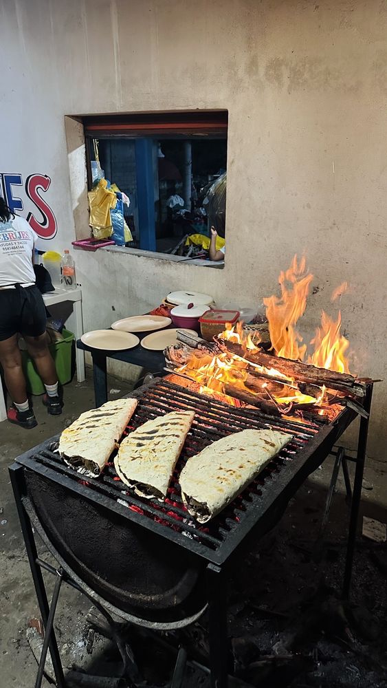 Tlayudas Mayra — Mexican restaurant in Puerto Escondido