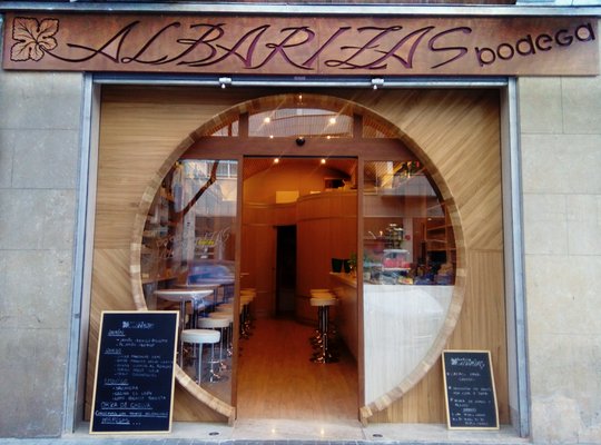 Bodega Albarizas by null