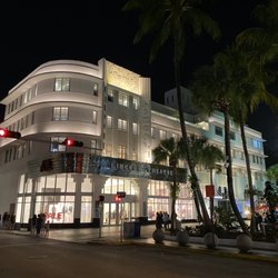 Lincoln Theater - Outside view