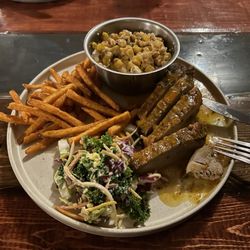 Red Brick Tap & Barrel - Smoke 'em if you got 'em