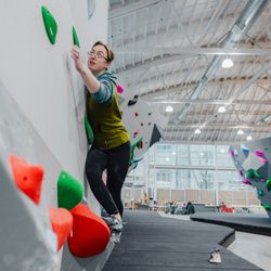 Tomo Bouldering Club