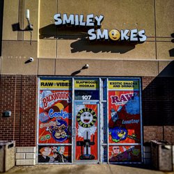 Store front of Smiley Smokes