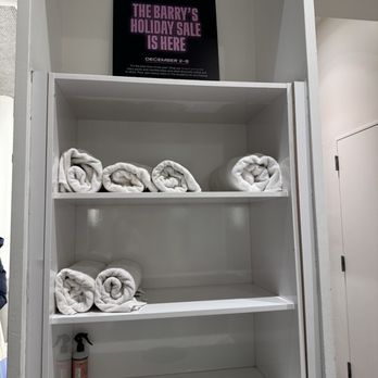 Barry's Chelsea - Shower towels - Trainers Near Me - New York, New York Barry's Chelsea - Shower towels - Trainers Near Me - New York, New York