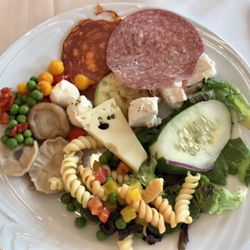 Estampa Gaucha Brazilian Steakhouse - Salad bar.