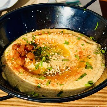 Tazza in Giro - Hummus: Up-Close and Personal.... - Italian Near Me - Lisbon, 11
