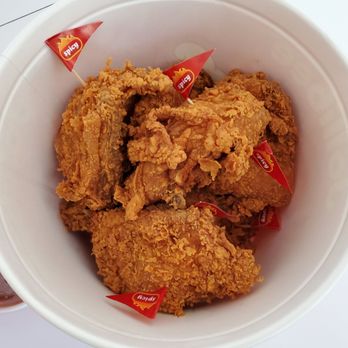 Jollibee - 2020/05/19 Spicy fried chicken! Not spicy at all to me though haha - Fast Food Near Me - Irvine, California
