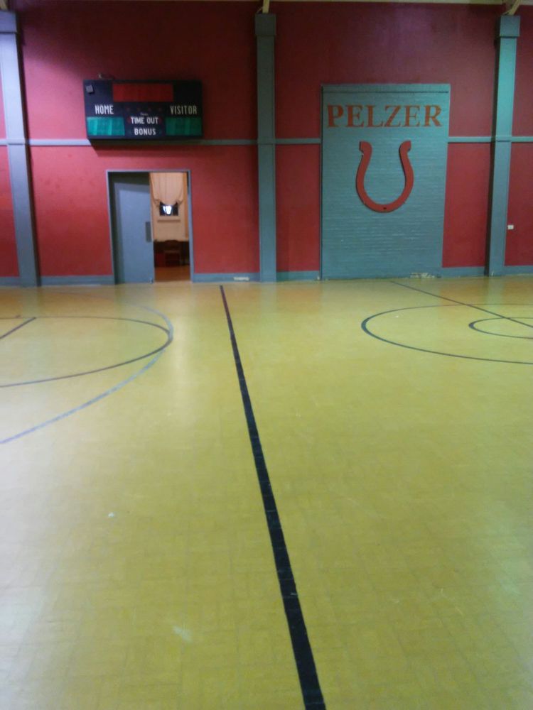 Pelzer Gym
