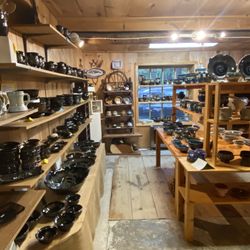 Pinecroft Green Frog Tea Room - Pottery shop