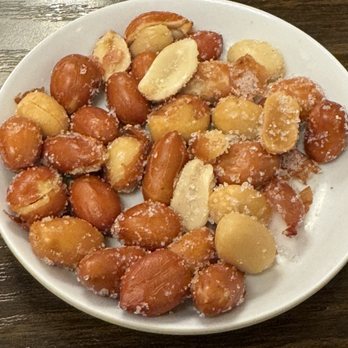 Mama Lu’s Dumpling House - Complimentary peanuts - unique and wow - Chinese Near Me - Pasadena, California Mama Lu’s Dumpling House - Complimentary peanuts - unique and wow - Chinese Near Me - Pasadena, California