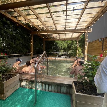 SoJo Spa Club - Saunas Near Me - Edgewater, New Jersey