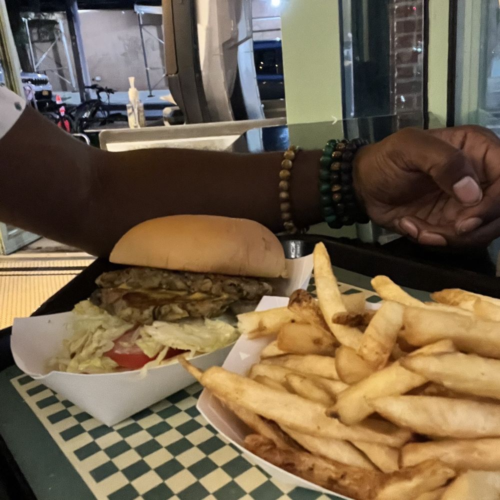 Harlem Shake - Going in - Veggie burger - American Near Me - Brooklyn, New York Harlem Shake - Going in - Veggie burger - American Near Me - Brooklyn, New York