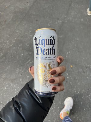 Nails on 1st by null