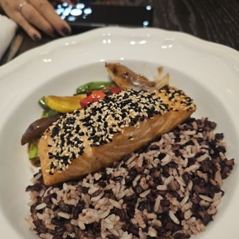 Five Acres - Norwegian Salmon Stir Fry. $36. Kind of bland. Felt more like a Dig dish. Alright - Cocktail Bars Near Me - New York, New York