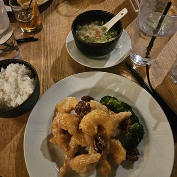 Leiya - Restaurant week! So much food! - Desserts Near Me - Chicago, Illinois