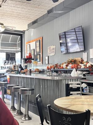 Favas 1910 Diner by null