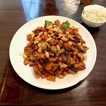 Delicacy Chinese Bistro - Kung Pao Chicken & Tofu - Chinese Near Me - Rock Hill, South Carolina