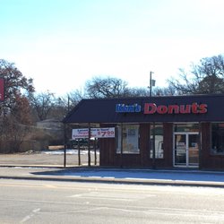 Ken's Donuts