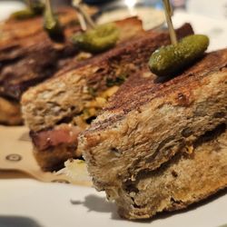 BAR Bludorn - Reuben... very savory and hearty... a meal in itself