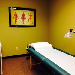 Acupuncture Healing and Wellness - Treatment room