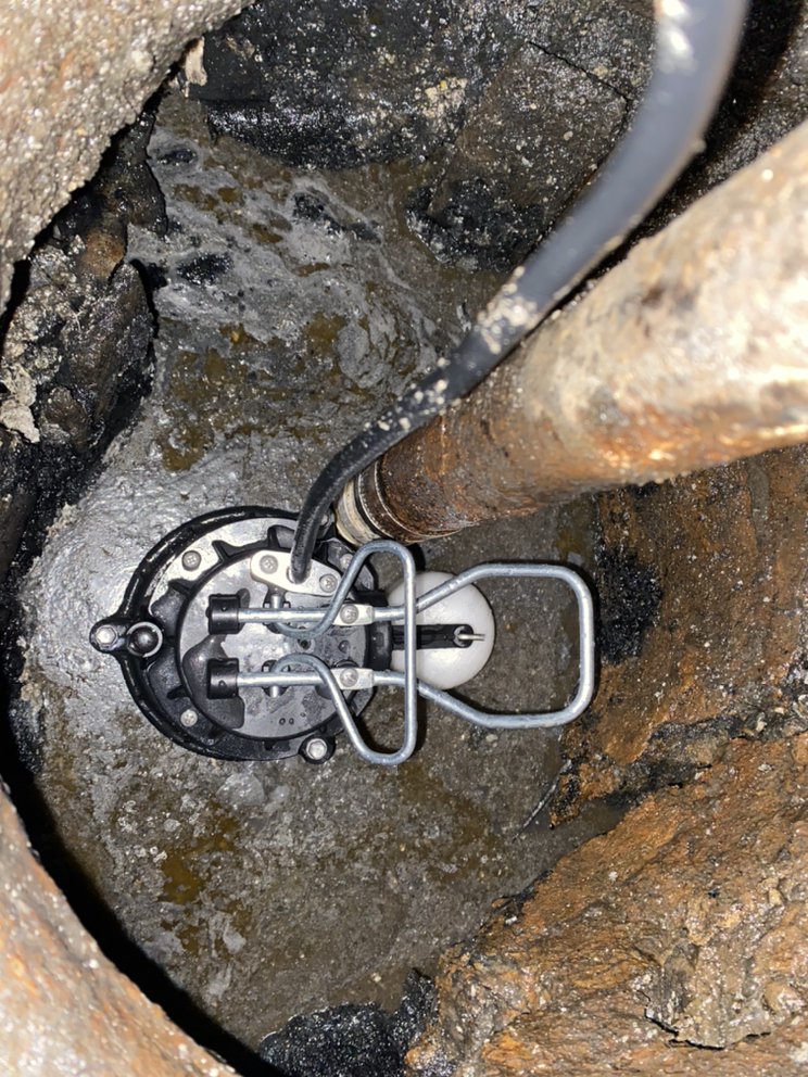 Slide of J&S Sewer and Drain Solutions